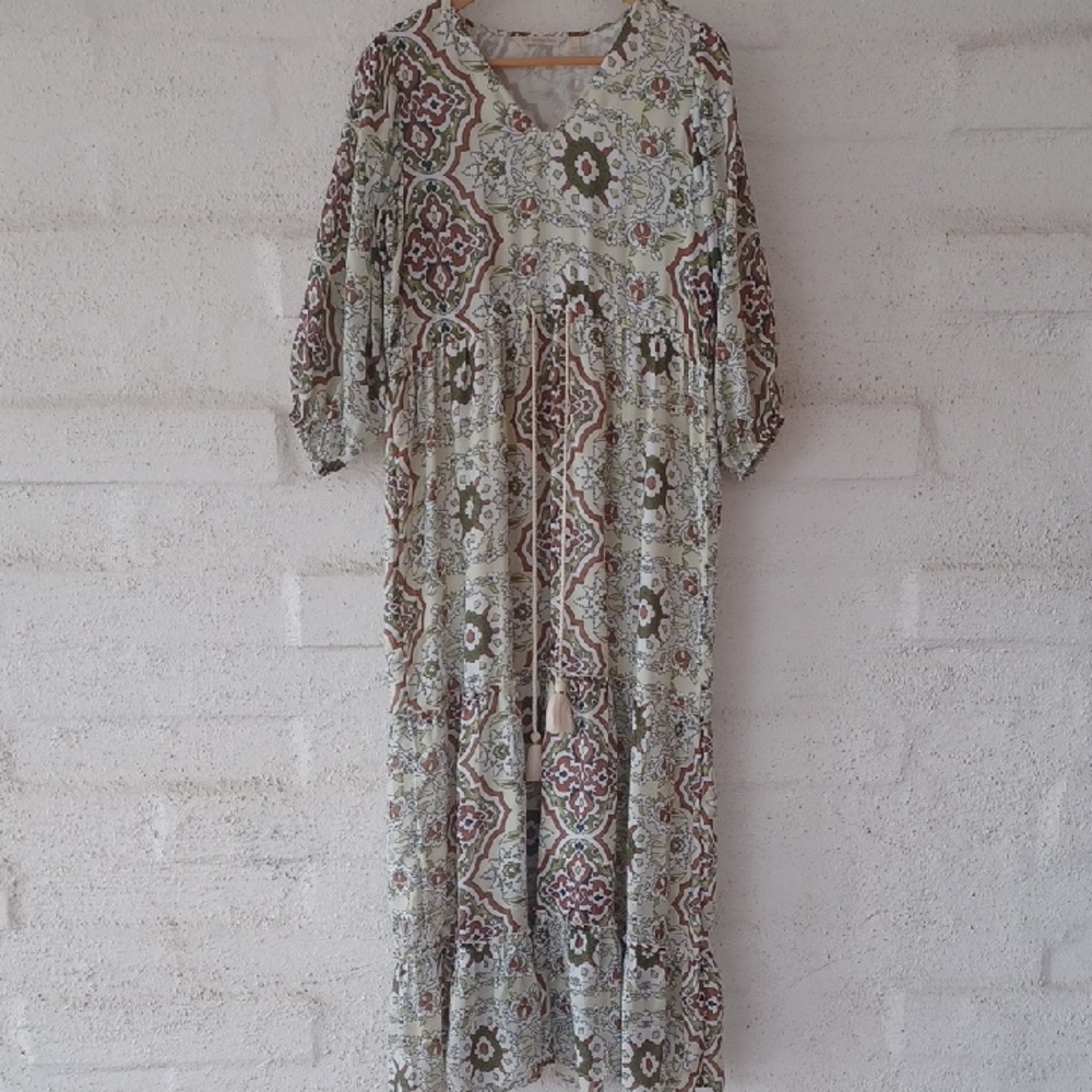 Soft Surroundings Zia Maxi Dress Green Cream Medallion V Neck Puffed Sleeve